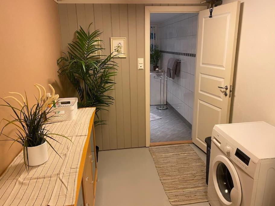 Leilighet Sentralt Til Sandefjord Og Torp Flyplass Экстерьер фото